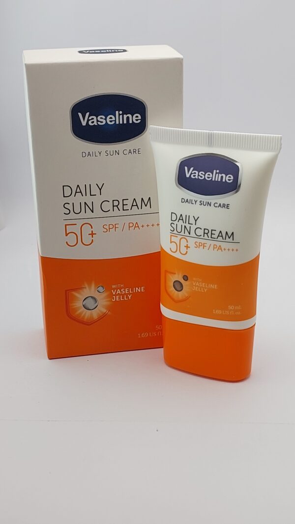 کرم ضد آفتاب وازلین Daily Sun Cream SPF 50+ PA